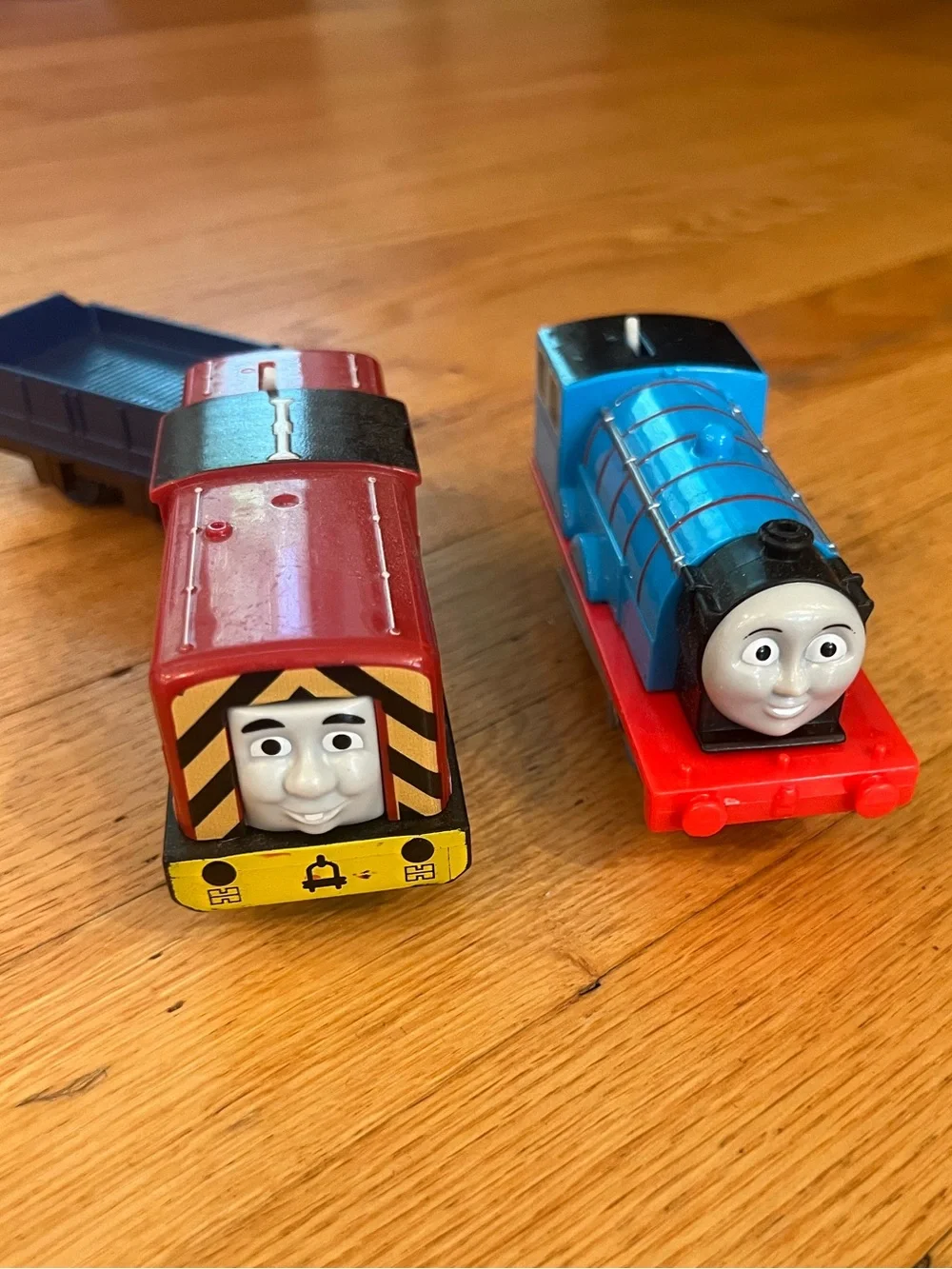 Thomas & Friends TrackMaster Gordan & Salty trains